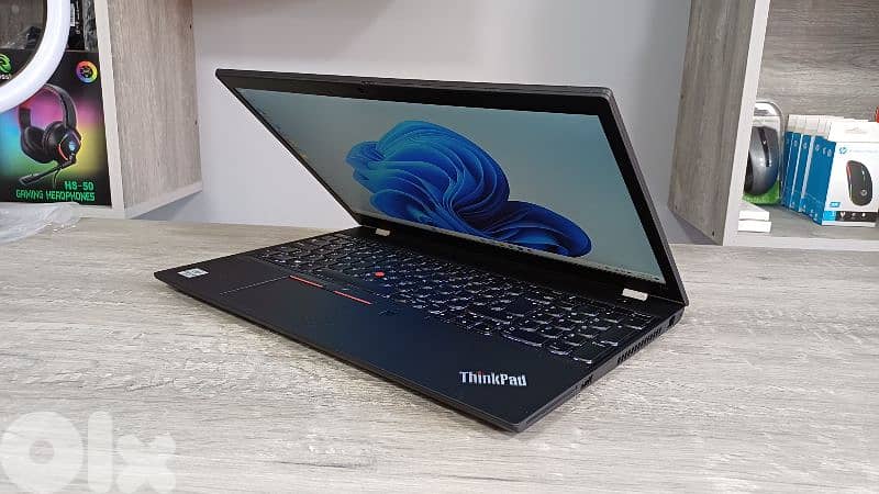 LAPTOP thinkpad T15 touch - core i7 - 2 gb vga 3