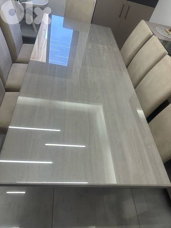 Full dinning set for sale 1