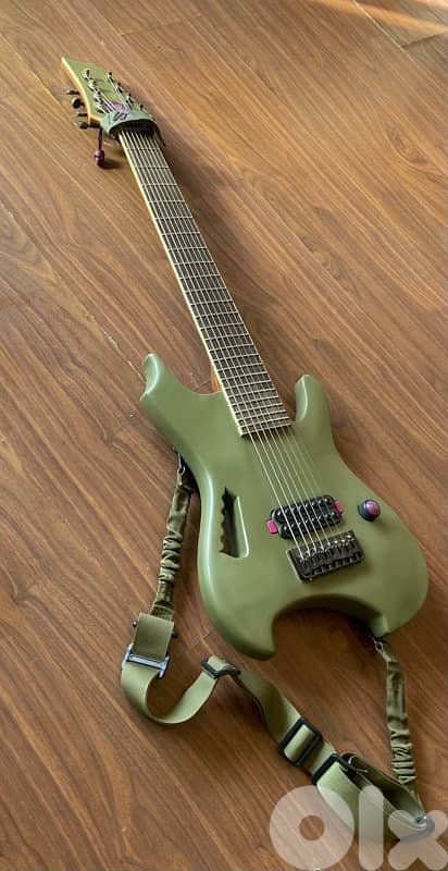 8 String Electric Guitar 0