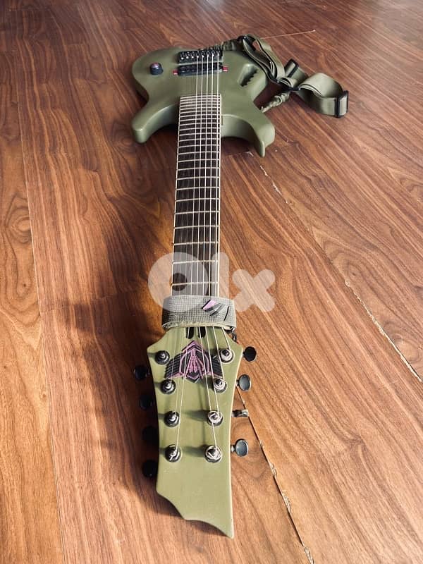 8 String Electric Guitar 4