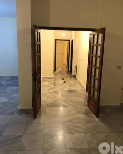 Apartment for rent in SIn El Fil HN344 شقة للإيجار في سن الفيل