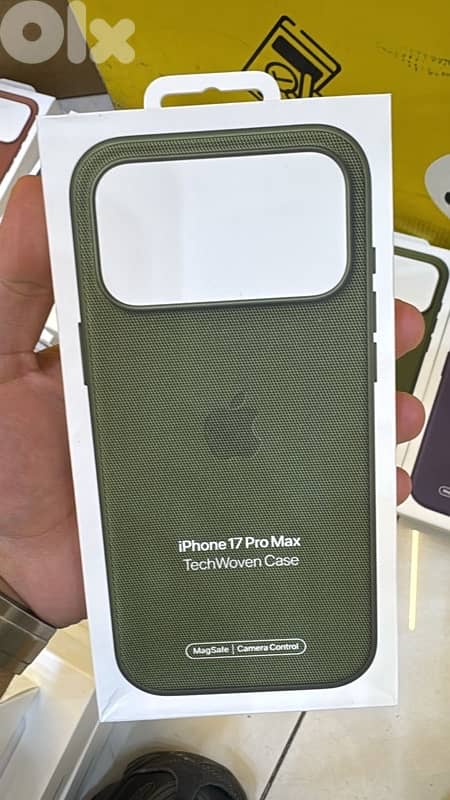 Apple Techwoven Case 17 pro Max Green 75$ 0