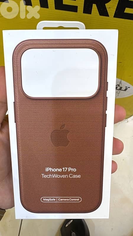Apple Techwoven Case 17 pro Sienna 0