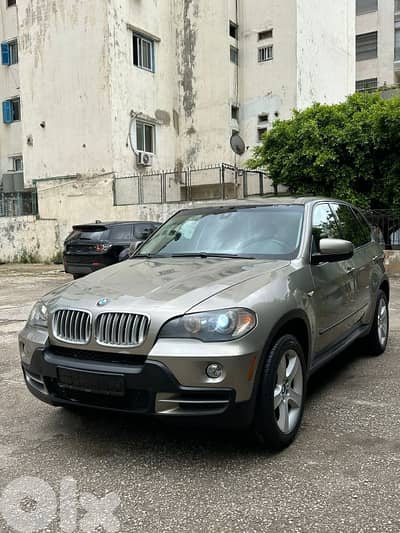 BMW X5 2010  v6 extra extra clean low km