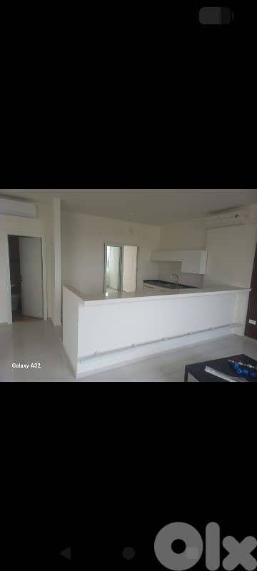 Office in Karantina - Mdawar for rent 0