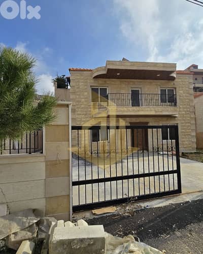 Villa for Sale in Rwaiset Sawfar فيلا للبيع في رويسات صوفر