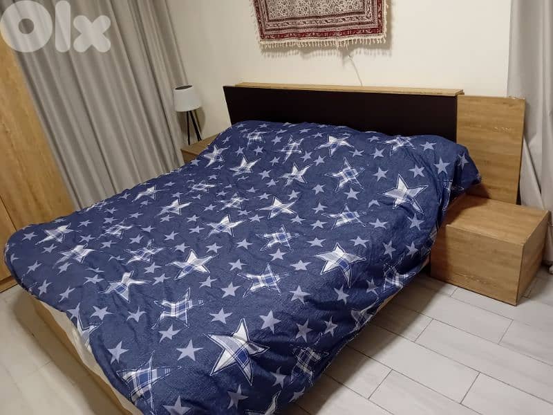 full bedroom with mattress 1