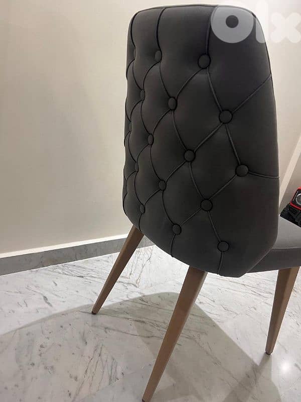 8 chairs nubuk grey in excellent condition 1