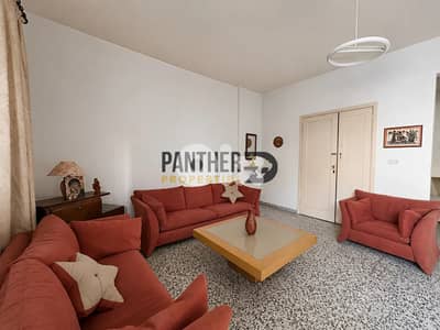 Investment opportunity Achrafieh Ref#RS119 شقة للبيع في الأشرفية