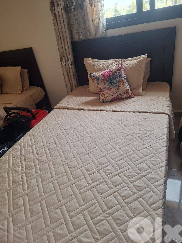 bedroom 0