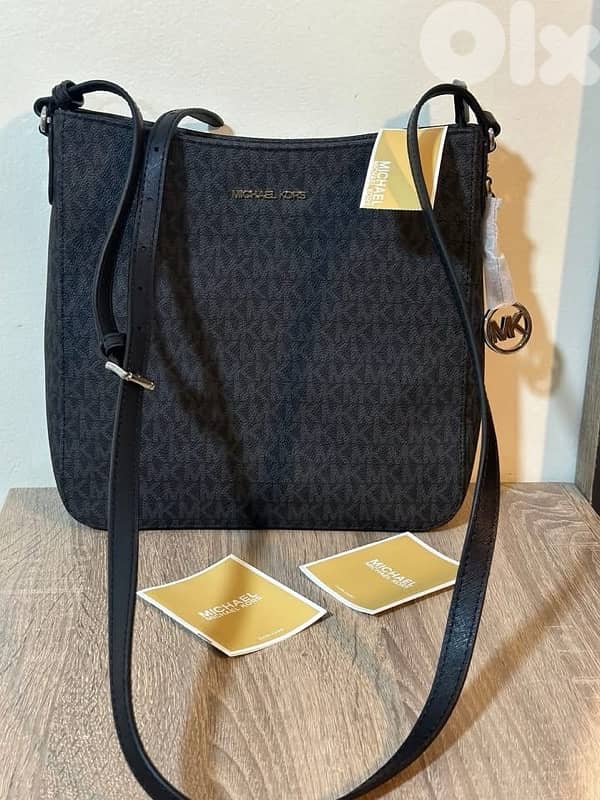 Michael kors bag new in tag:80$ 1