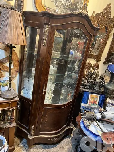 frensh vitrtine crystaliére salon فاترين فرنسية خشب جوز تنزيل برونز