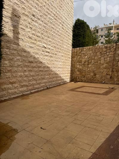 GMB275SZ - Villa For Sale in Annaya - فيلا للبيع في عنايا GMB275SZ - Villa For Sale in Annaya - فيلا للبيع في عنايا