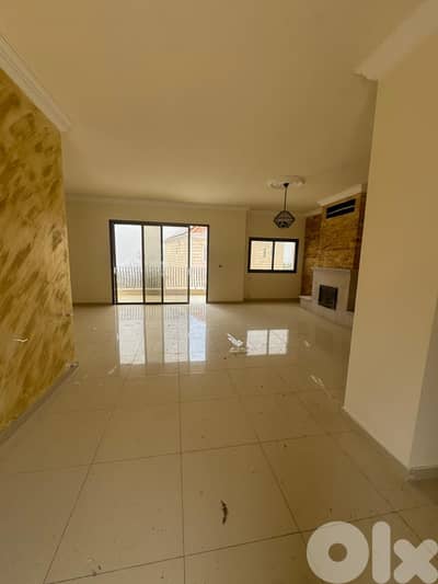 GMB275SZ - Villa For Sale in Annaya - فيلا للبيع في عنايا GMB275SZ - Villa For Sale in Annaya - فيلا للبيع في عنايا