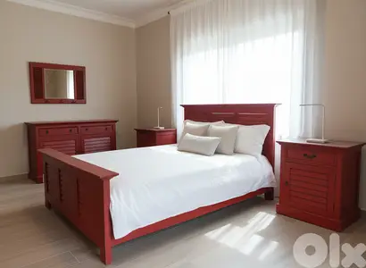 Red Shutter Master Bedroom Set: Bed, 2 Nightstands & Dresser w/ Mirror