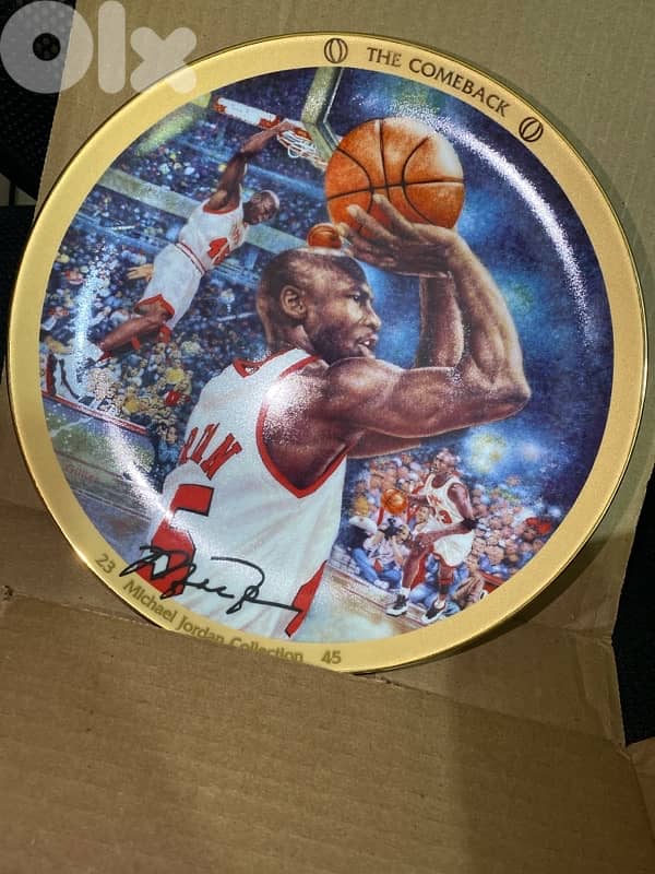 Michael Jordan Signed plate collectible 0