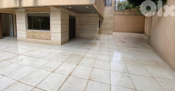 Apartment for sale in Mazraat Yachouu3/ Terrace