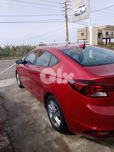 Hyundai Elantra 2020