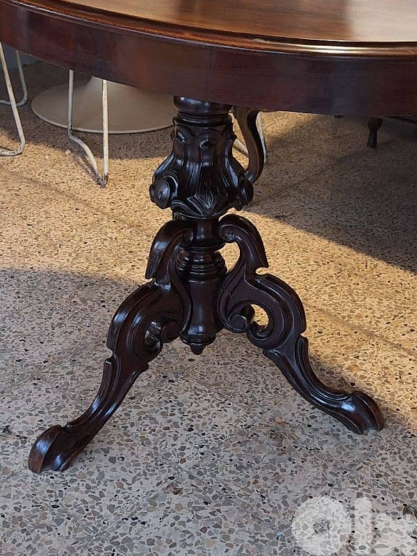 amtique french center table 2