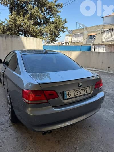 BMW 3-Series 2010