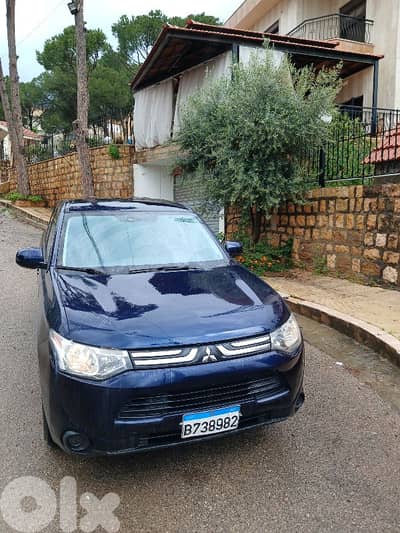 Mitsubishi Outlander 2014