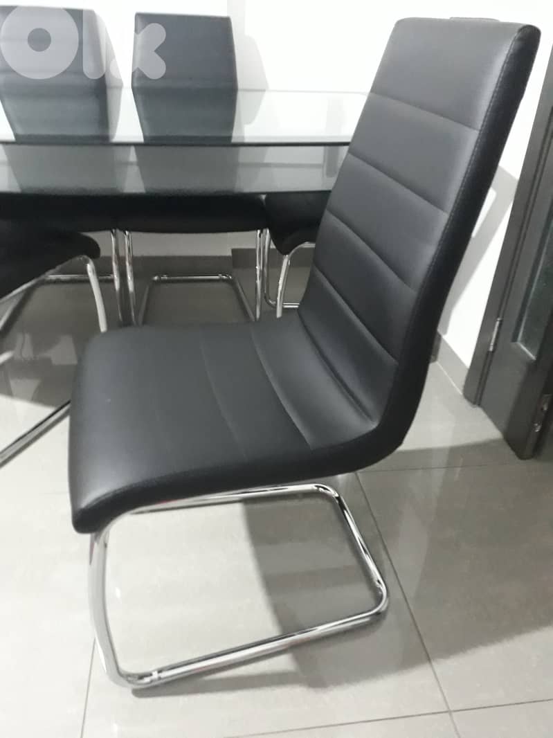 dining table two plyes glass heat proof with 6 chairs 2