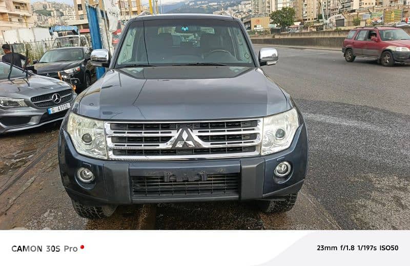 Mitsubishi Pajero 2009 0