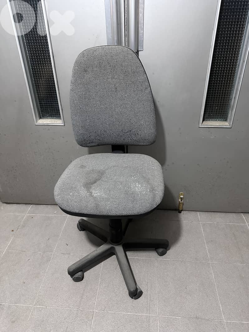 Office & kitchen chairs 5