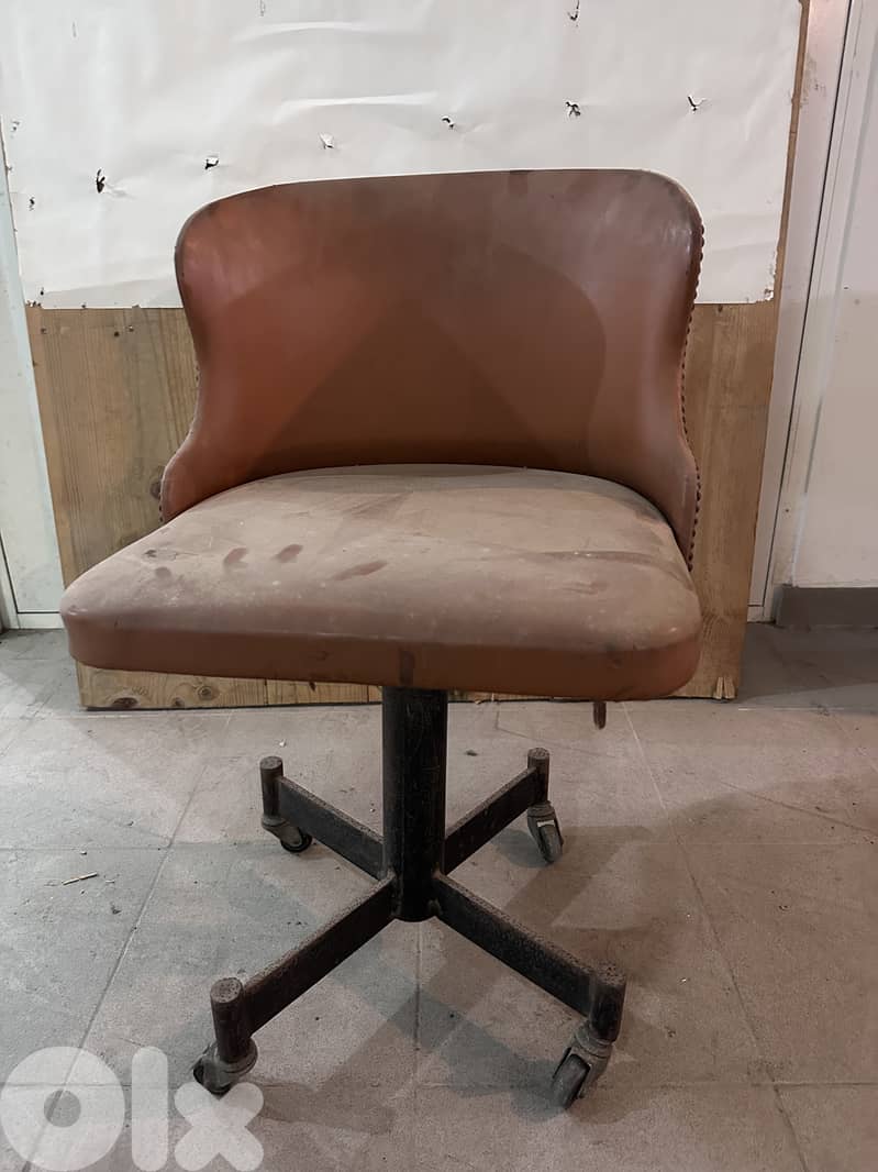 Retro leather office chair 0