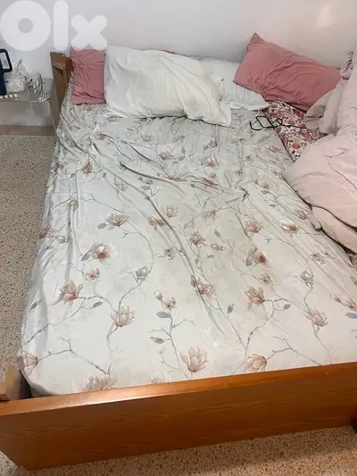 2 beds for sale