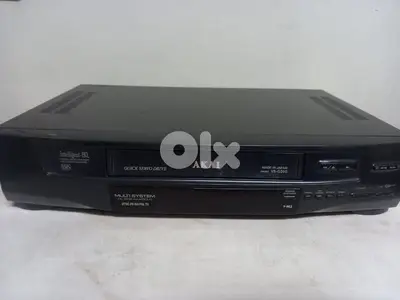 Akai VS-G205 VHS video recorder multi-system made in Japan without rem