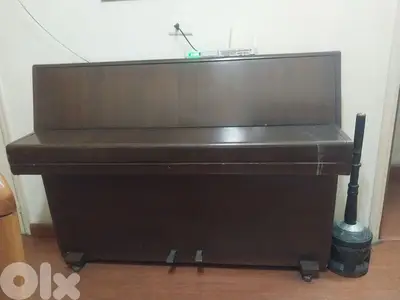 antique piano
