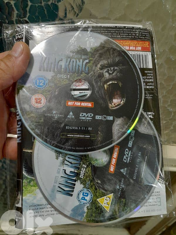 original dvds 2$ 1