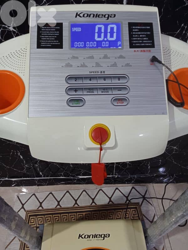 2.0HP Motor power,TREADMILL MODEL Koniega Home Fitness, made in Taiwan 4