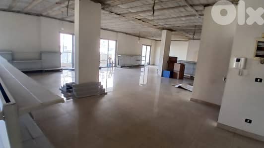 Showroom for Rent in Hazmieh
