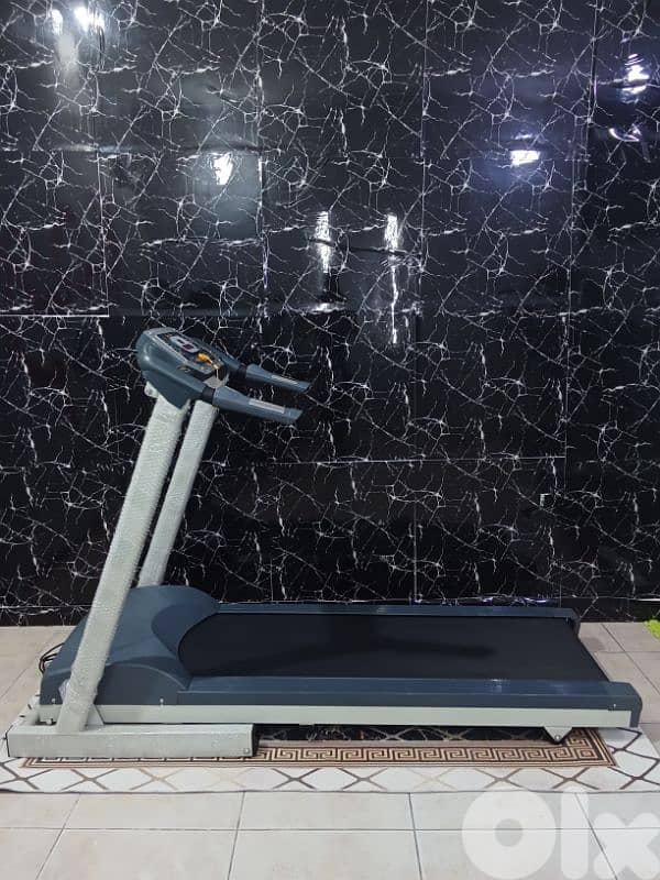 4.0HP,Heavy Duty Treadmill model sportop ,With automatical incline 0