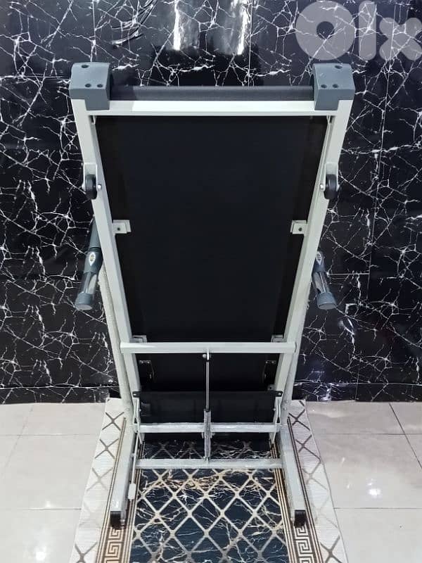 4.0HP,Heavy Duty Treadmill model sportop ,With automatical incline 7