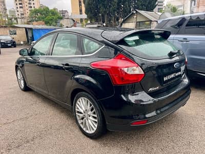 Ford Focus 2.0L 1 owner!!