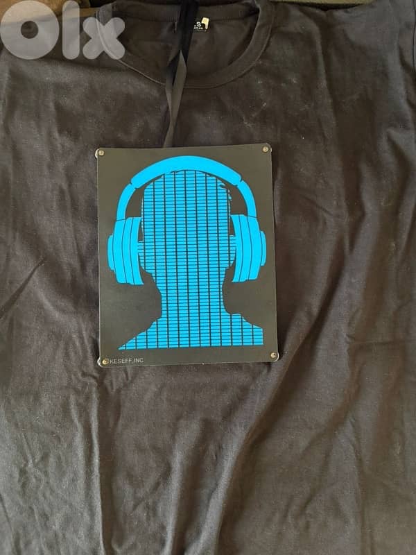 led panel t-shirts 1