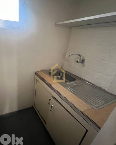 Shop for rent in Adonis RB378 محل تجاري للإيجار في أدونيس