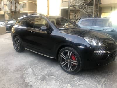 Porsche Cayenne S 2012