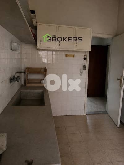 Apartment for Rent in Mar Elias شقة للايجار في مار الياس