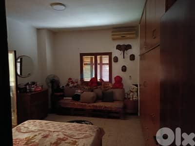 Furnished 2 bedroom apartment 4sale in Ain el remaneh-عين الرمانة