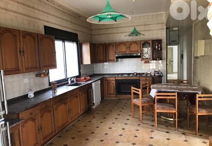 3 bedrooms apartment for rent - Adma ( regency palace hotel )