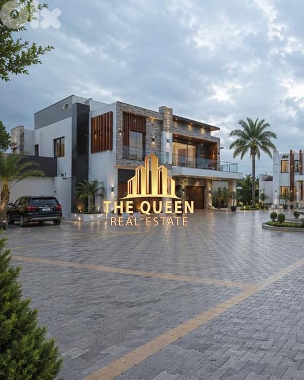 Land with 3 buildings for sale in Baabda main road 1