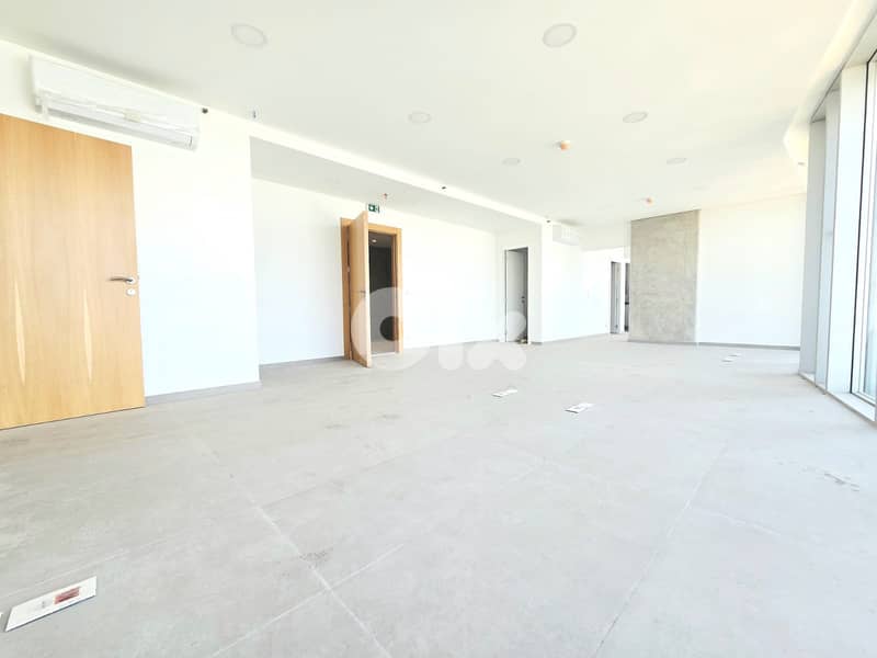 RAO26-5066 Office 240m for rent in Sin l Fil, $ 2,500 cash 0