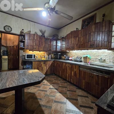 Apartment for sale in Ain el remmaneh Beirut شقة للبيع في عين الرمانة