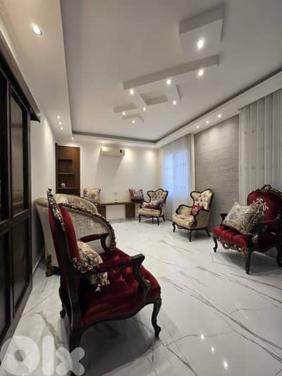 Apartment for sale in Ain el Remmaneh شقة للبيع في عين الرمانة بعبدا