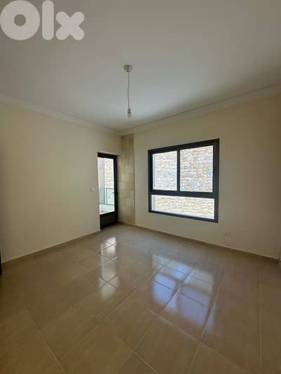 Apartment for sale in Kfarhim Chouf شقة للبيع في كفرحيم الشوف