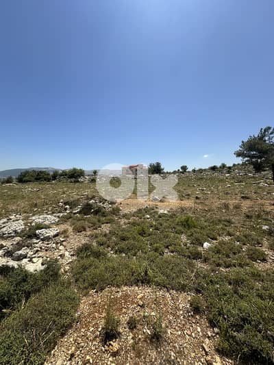 Land for sale in Kfarnabrakh Chouf عقار للبيع في كفرنبرخ الشوف